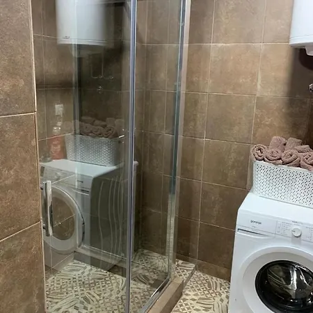 Apartman Lunija *