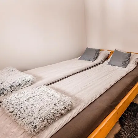 Appartement Lunija *