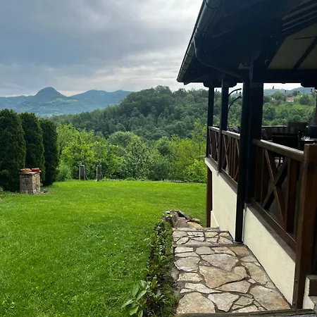 Lunija Appartement *